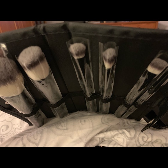 Crown Brush 6 Piece Brush Set - Picture 2 of 4